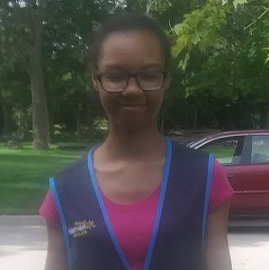 Meet your Posher, Crystal